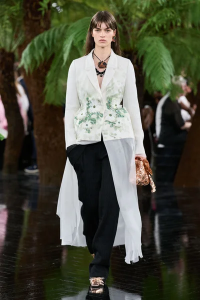 Look 21